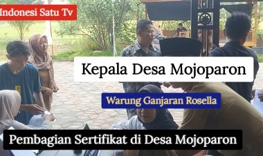 Penyerahan Sertifikat Elektronik PTSL Desa Mojoparon
